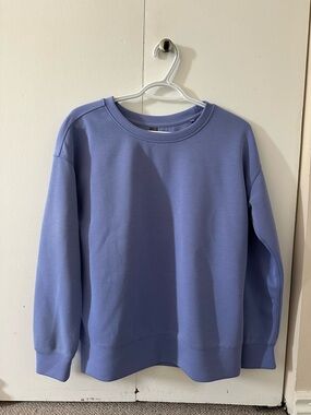 Mondetta Women’s Crewneck Sweater in Periwinkle Blue